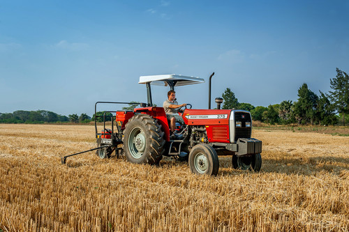 Neuer 100-kW-Elektro-Traktor von Tadus